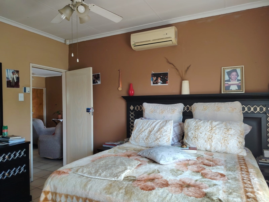 3 Bedroom Property for Sale in Waterval East North West